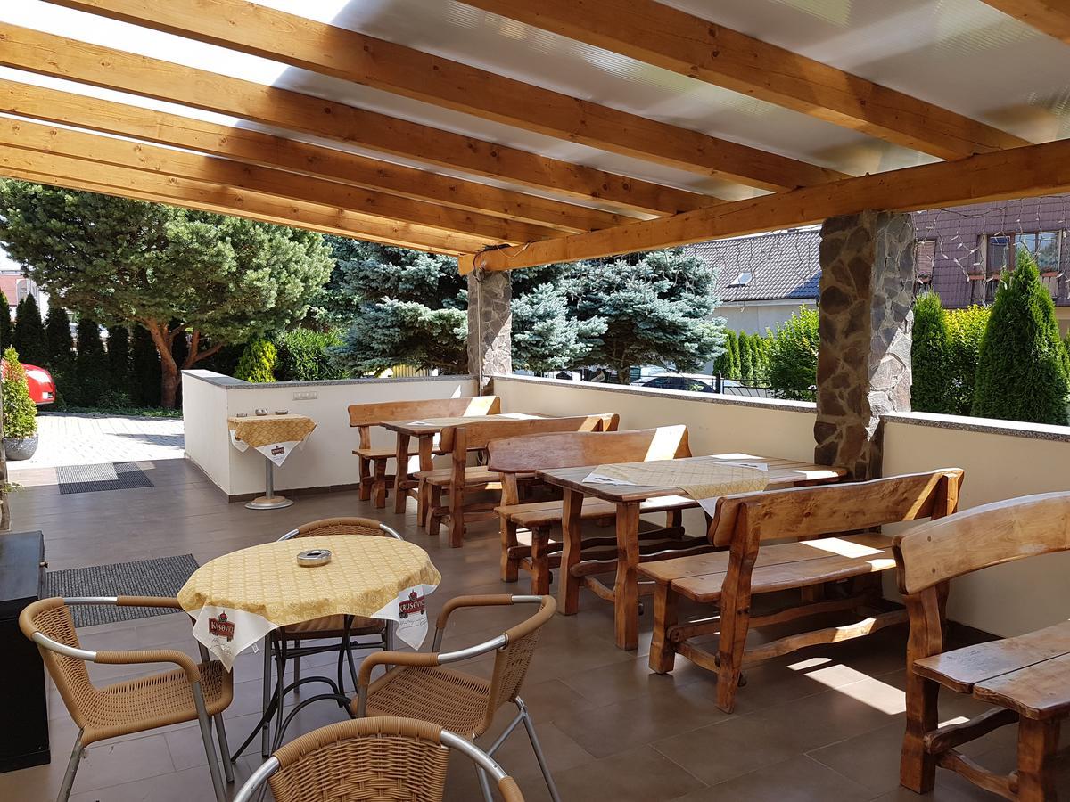 Dolna Krupa Agropenzion 7Divov מראה חיצוני תמונה
