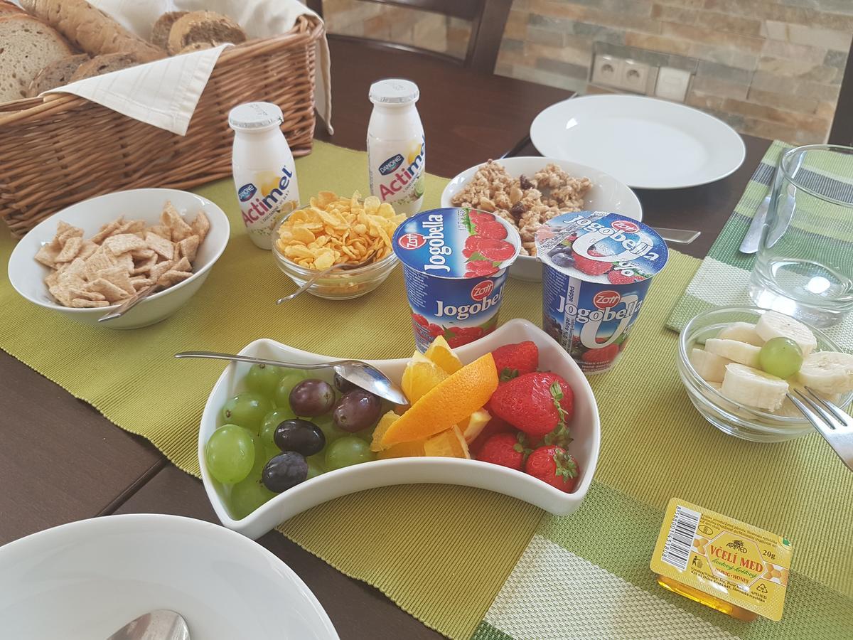 Dolna Krupa Agropenzion 7Divov מראה חיצוני תמונה